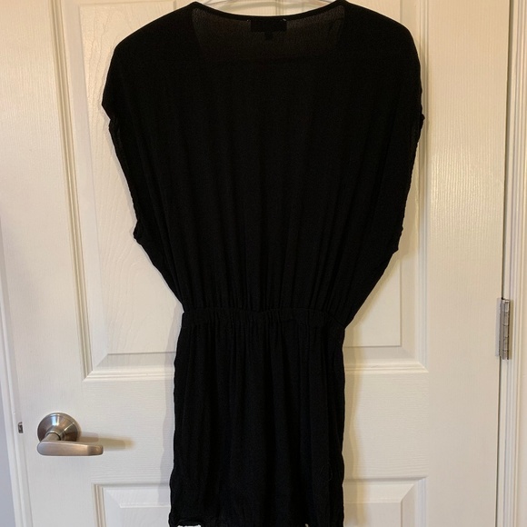 Deep v-neck romper - Picture 3 of 3